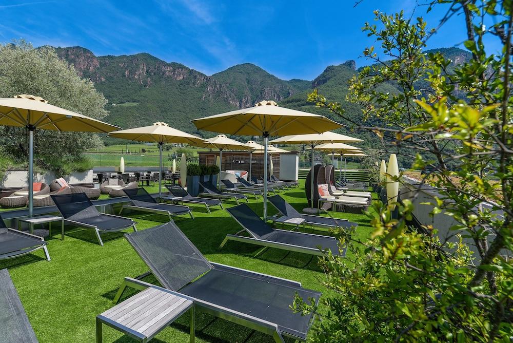Art & Design Hotel Napura Terlano Ngoại thất bức ảnh