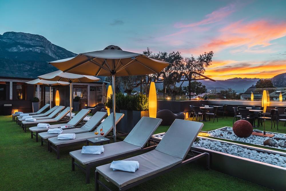Art & Design Hotel Napura Terlano Ngoại thất bức ảnh