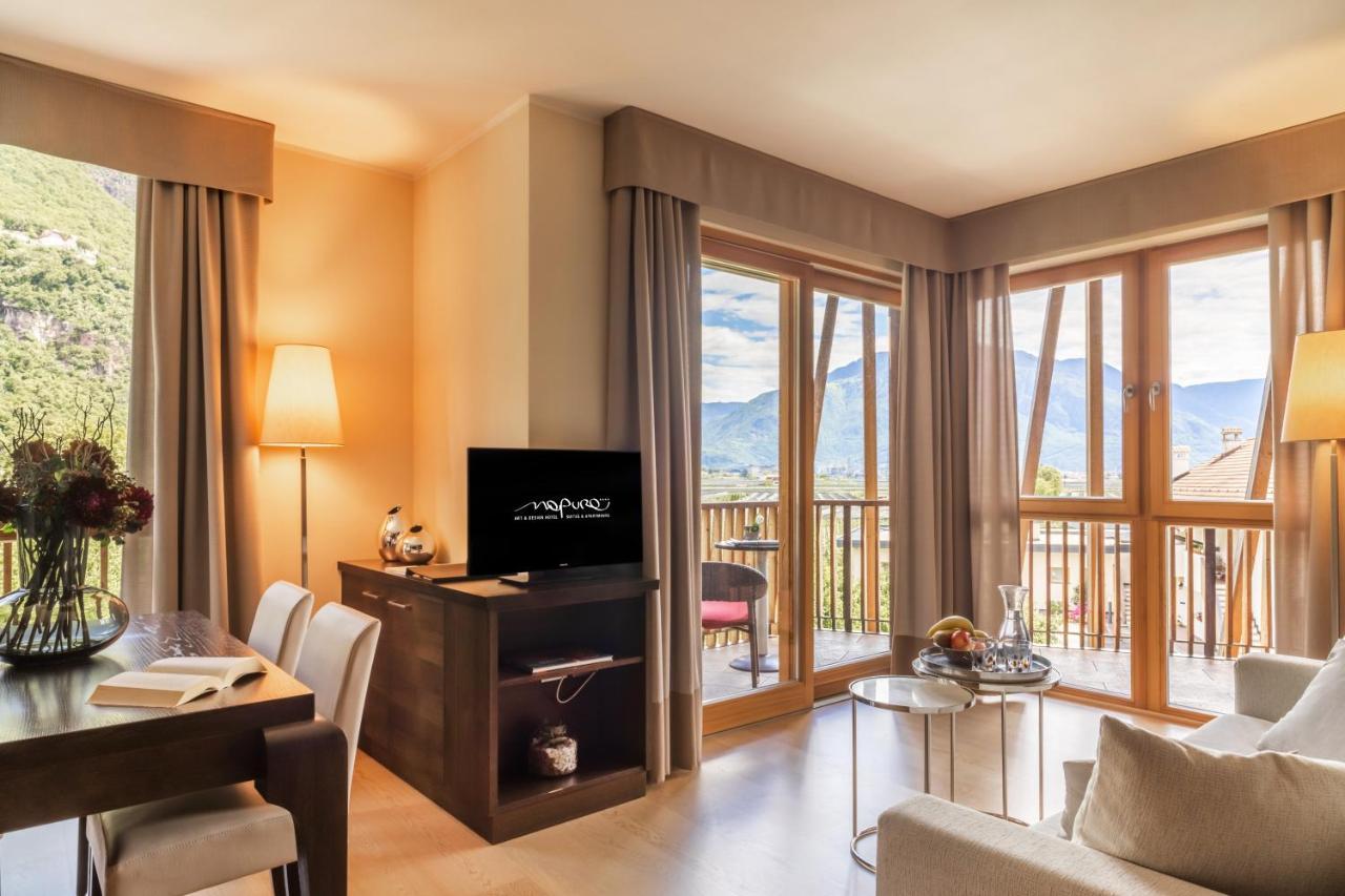 Art & Design Hotel Napura Terlano Ngoại thất bức ảnh